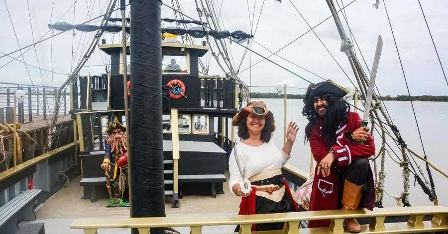 Imagem da matéria do Correio do Povo sobre a nova atração náutica Aventura Pirata